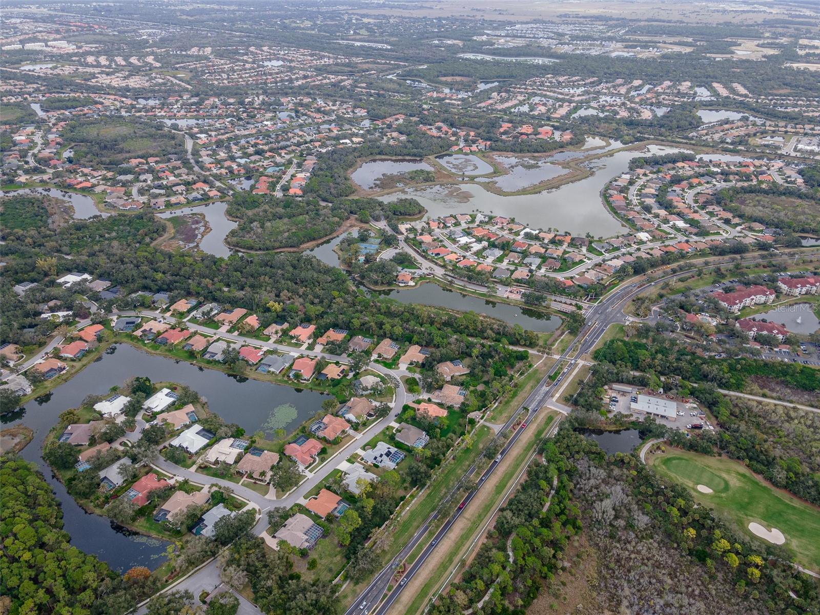 Image 76 of 92 For 8432 Woodbriar Drive