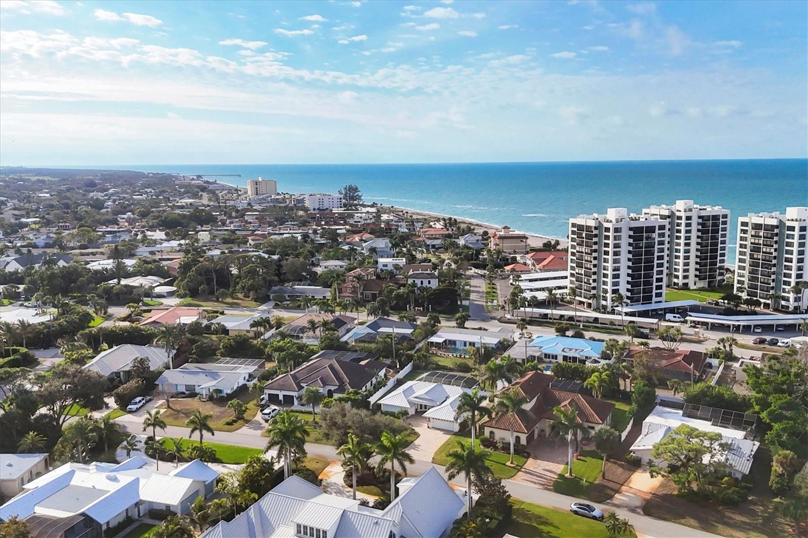 Image 31 of 43 For 633 Valencia Road