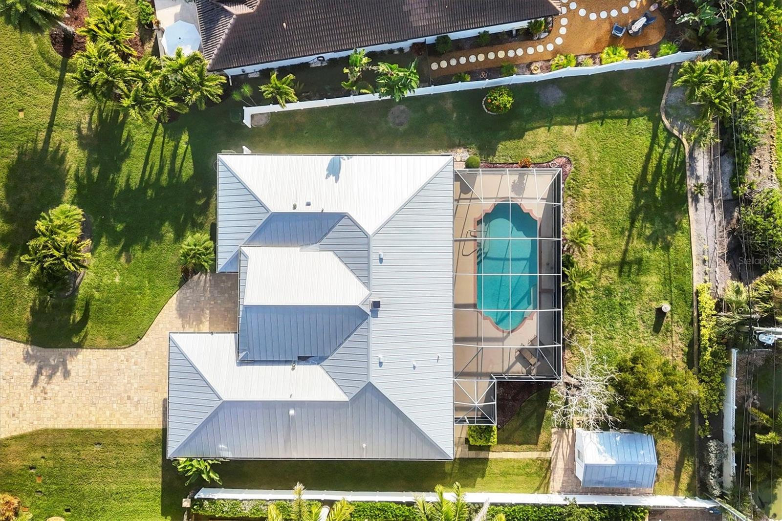 Image 40 of 43 For 633 Valencia Road