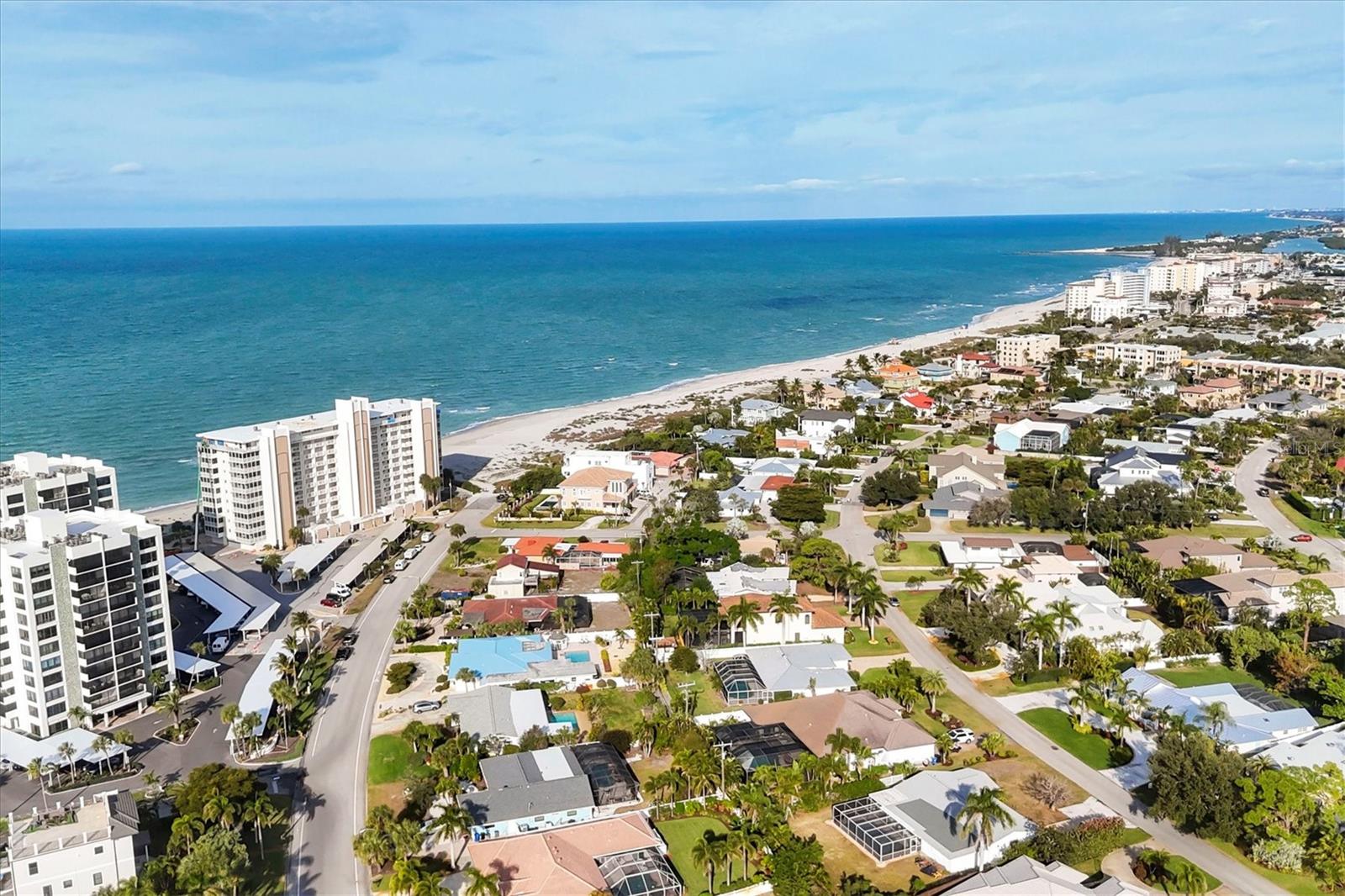 Image 42 of 43 For 633 Valencia Road