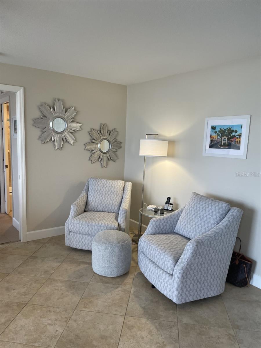 Image 8 of 23 For 1255 Tarpon Center Drive 312