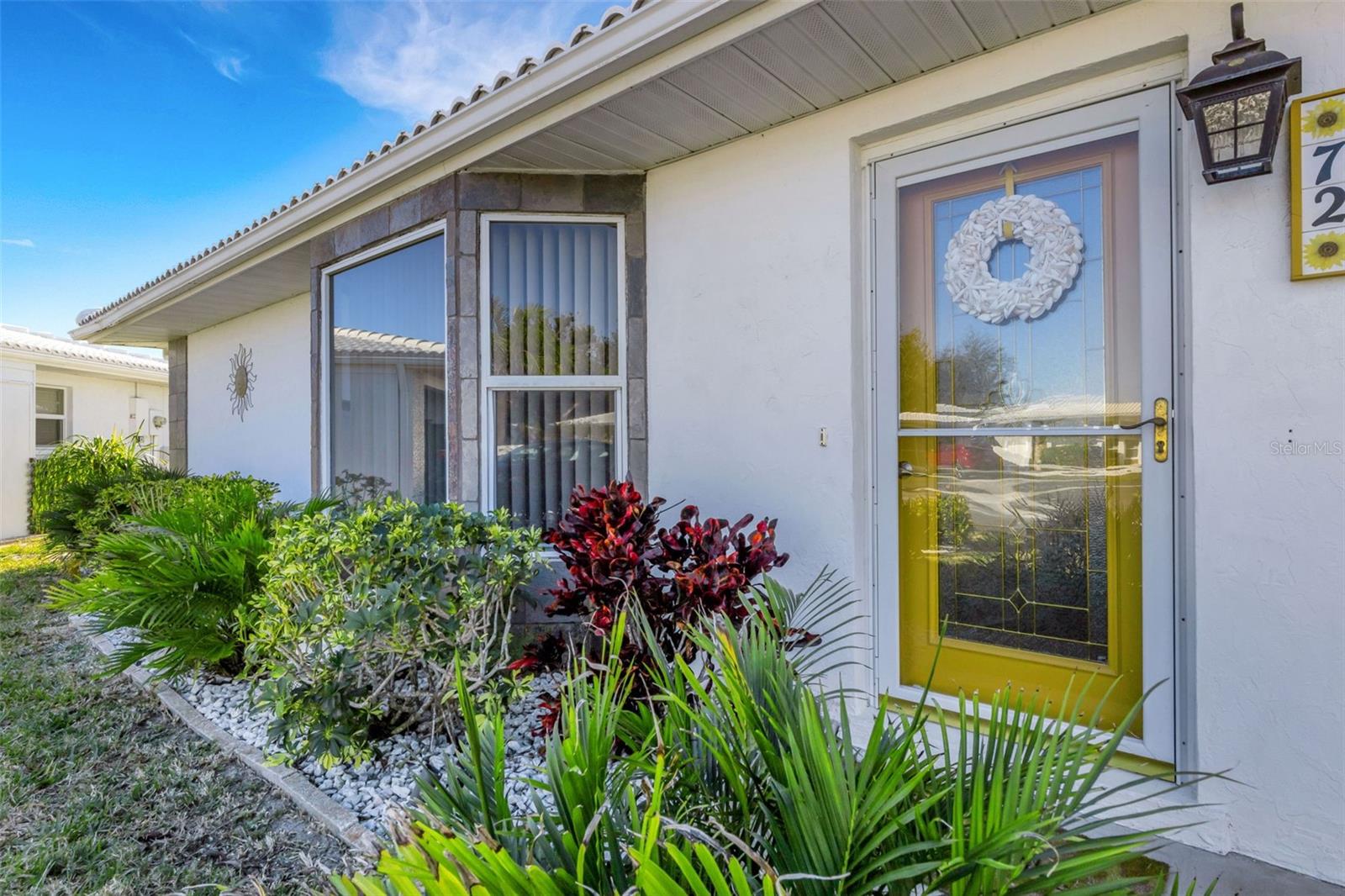 Image 2 of 52 For 72 Circlewood Drive A2-7