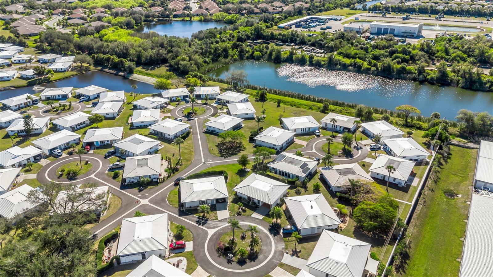 Image 43 of 52 For 72 Circlewood Drive A2-7