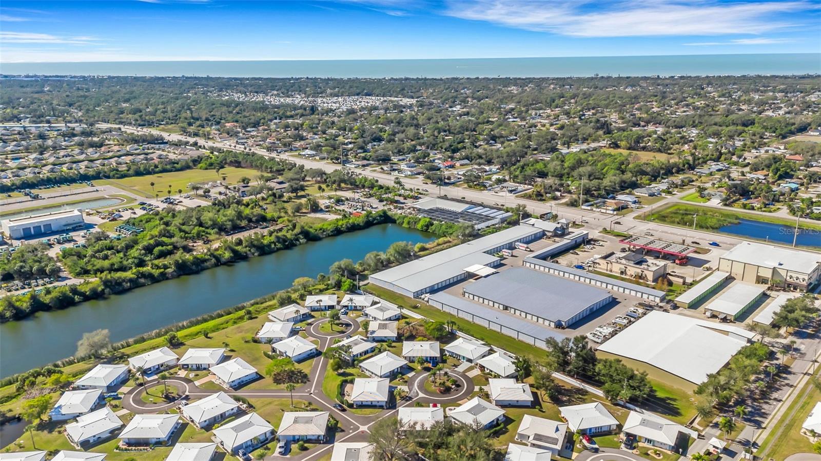 Image 44 of 52 For 72 Circlewood Drive A2-7