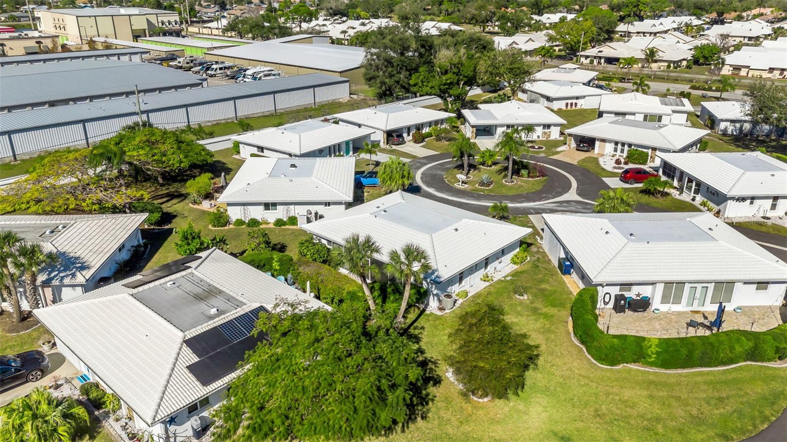 Image 5 of 52 For 72 Circlewood Drive A2-7