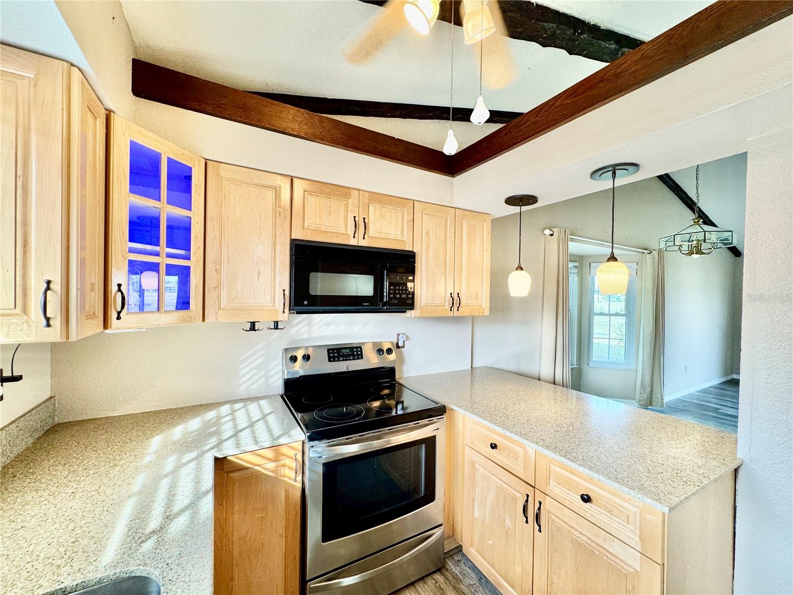 Image 18 of 38 For 5500 Niblick Place