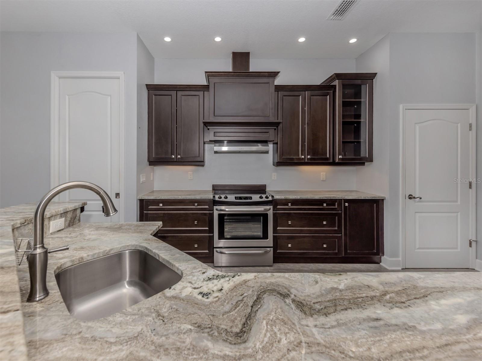 Image 12 of 60 For 2107 Johannesberg Road