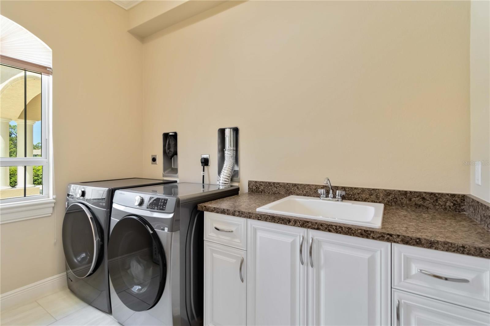 Image 32 of 70 For 1991 Heasley Road