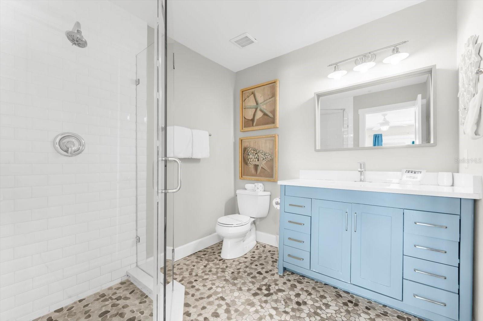 Image 19 of 72 For 355 Calle Miramar