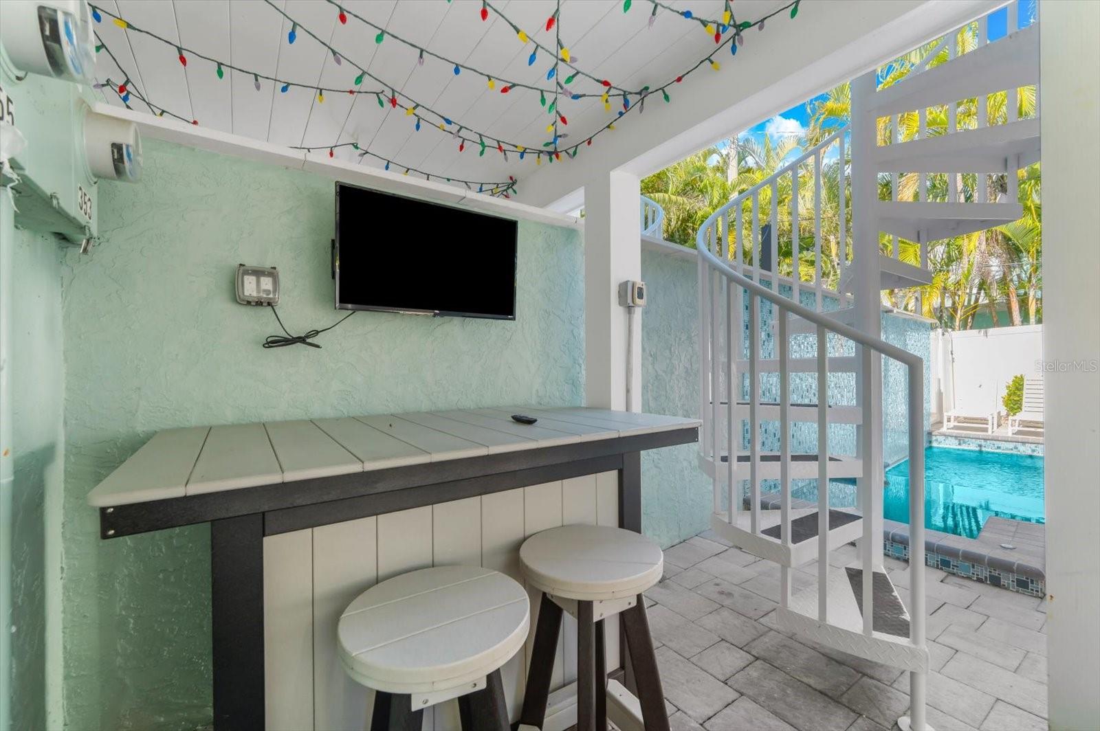 Image 28 of 72 For 355 Calle Miramar