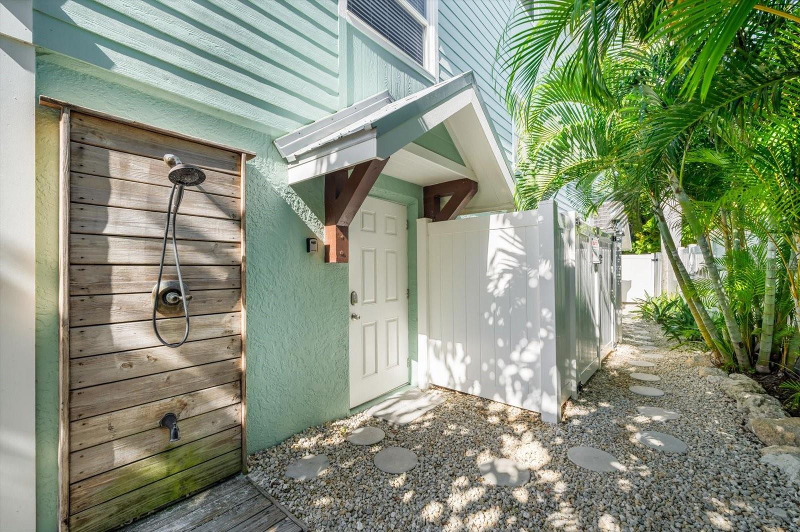 Image 3 of 72 For 355 Calle Miramar