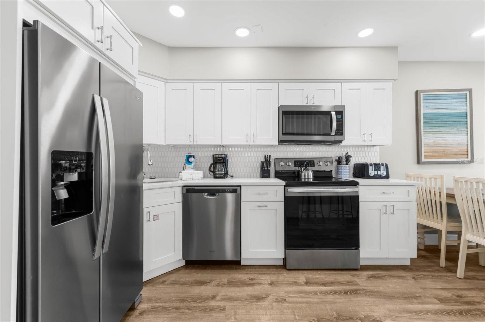 Image 35 of 72 For 355 Calle Miramar