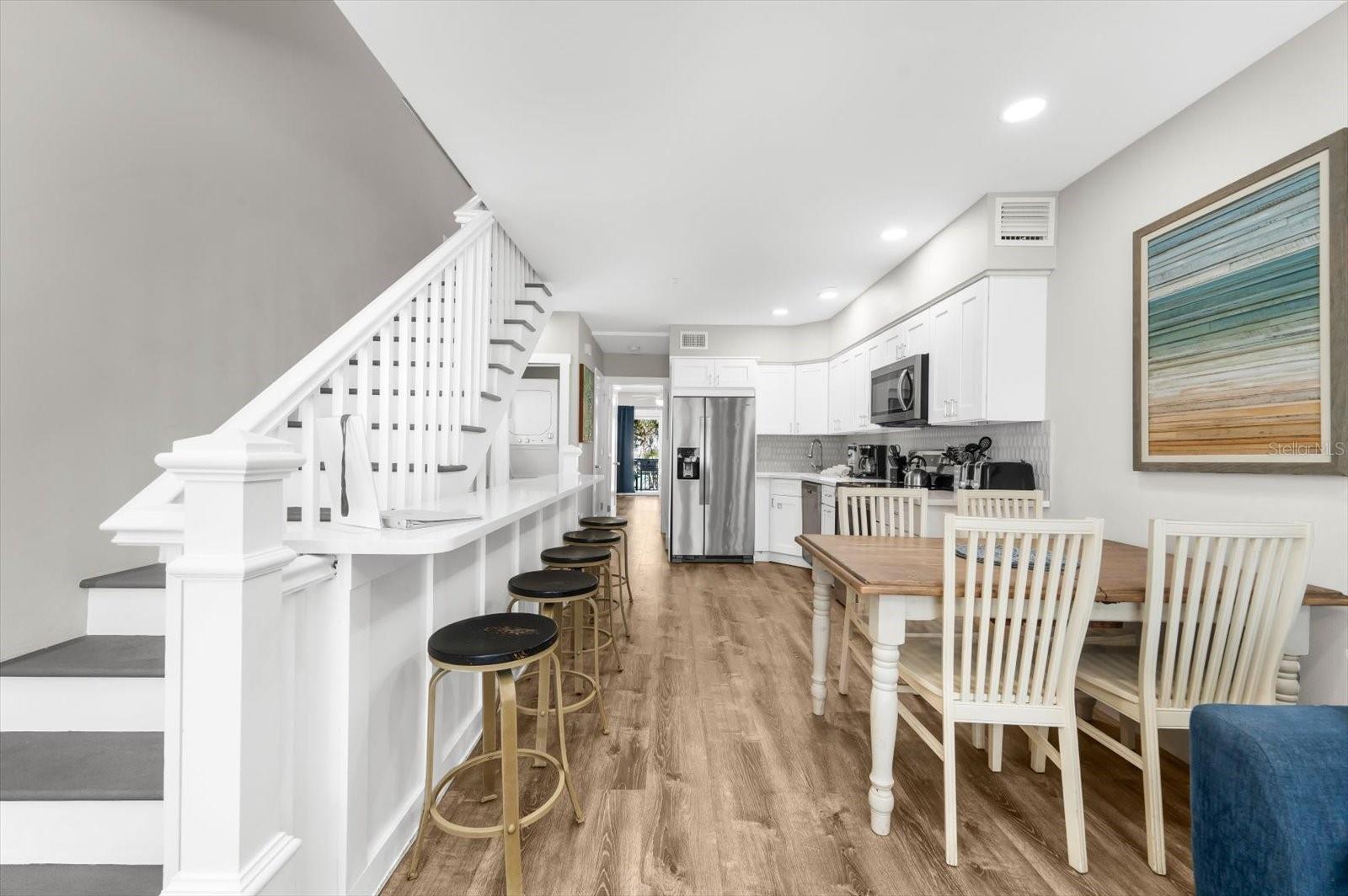 Image 40 of 72 For 355 Calle Miramar