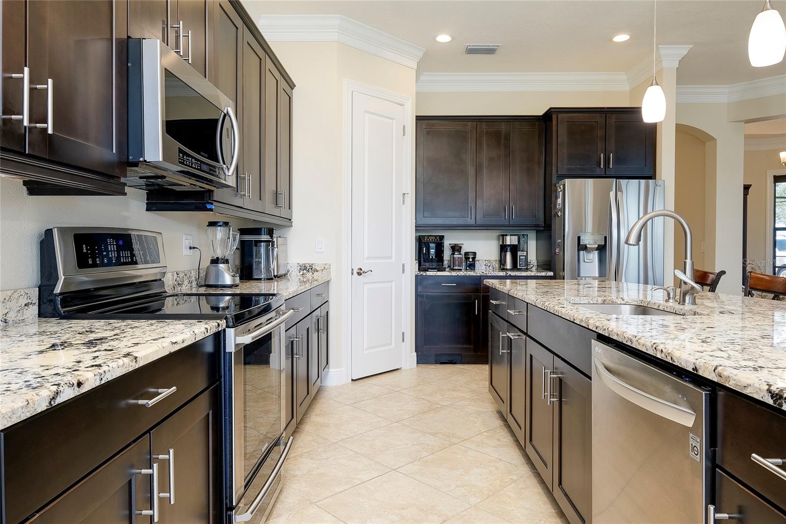 Image 17 of 98 For 10742 Ironbridge Drive