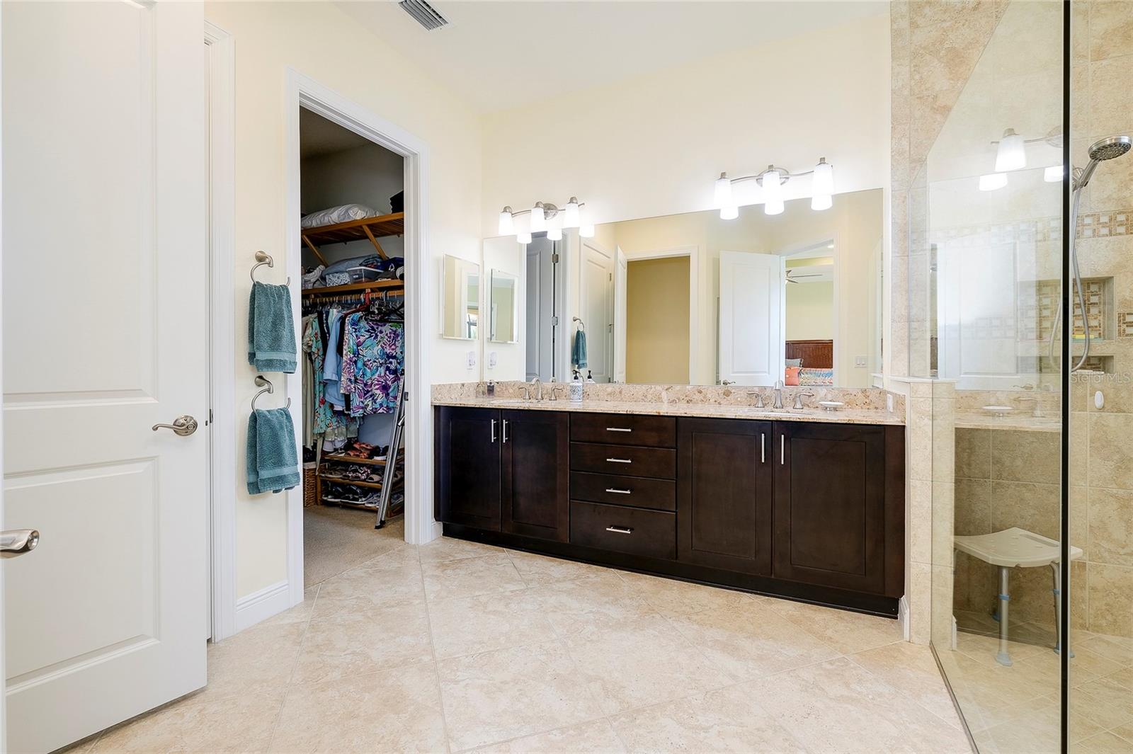 Image 32 of 98 For 10742 Ironbridge Drive