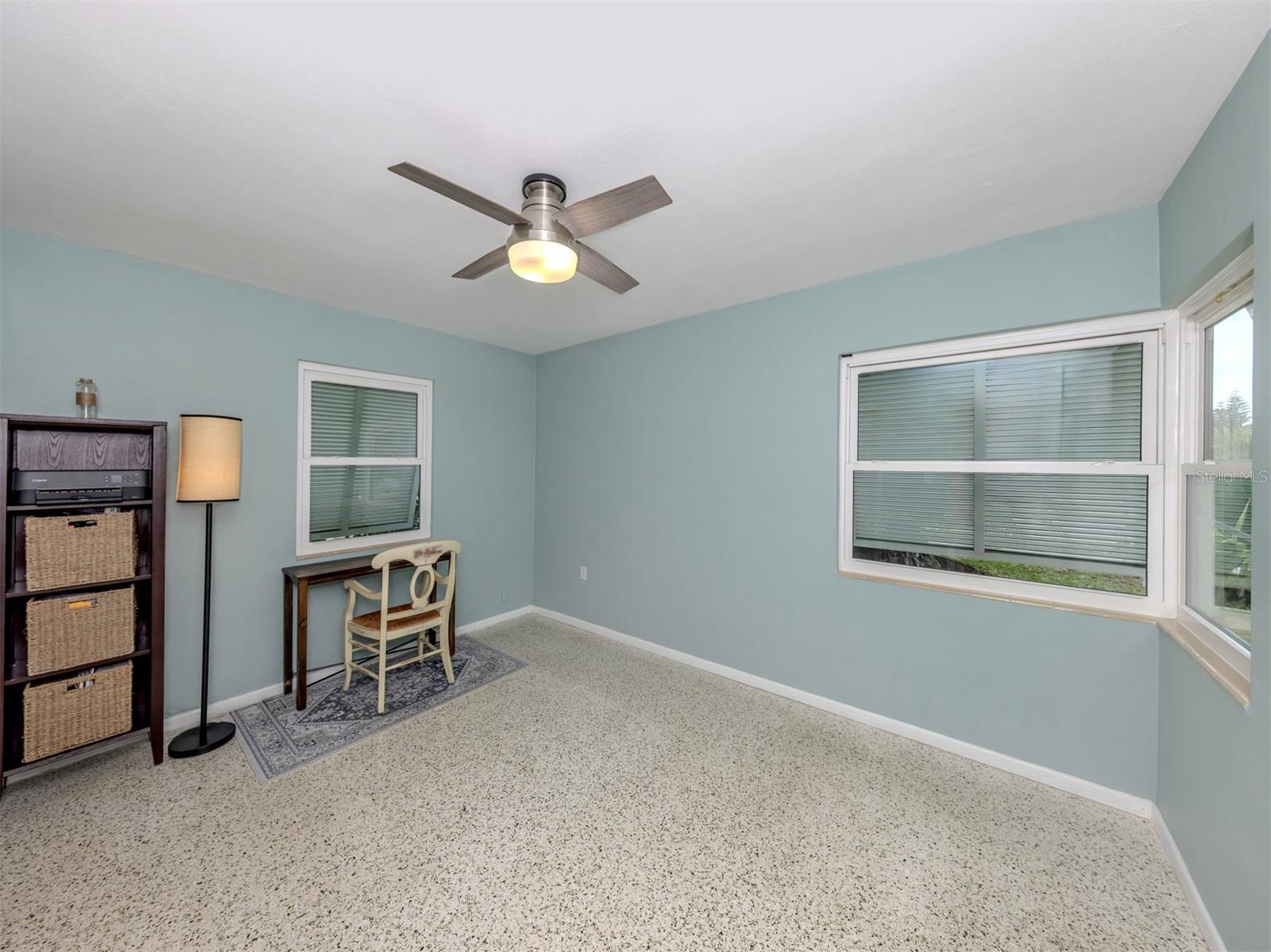 Image 18 of 50 For 825 Nokomis Avenue S