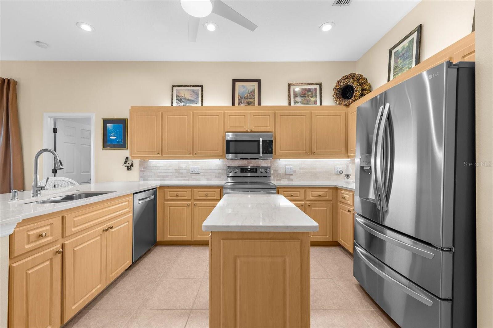 Image 13 of 94 For 615 May Apple Way