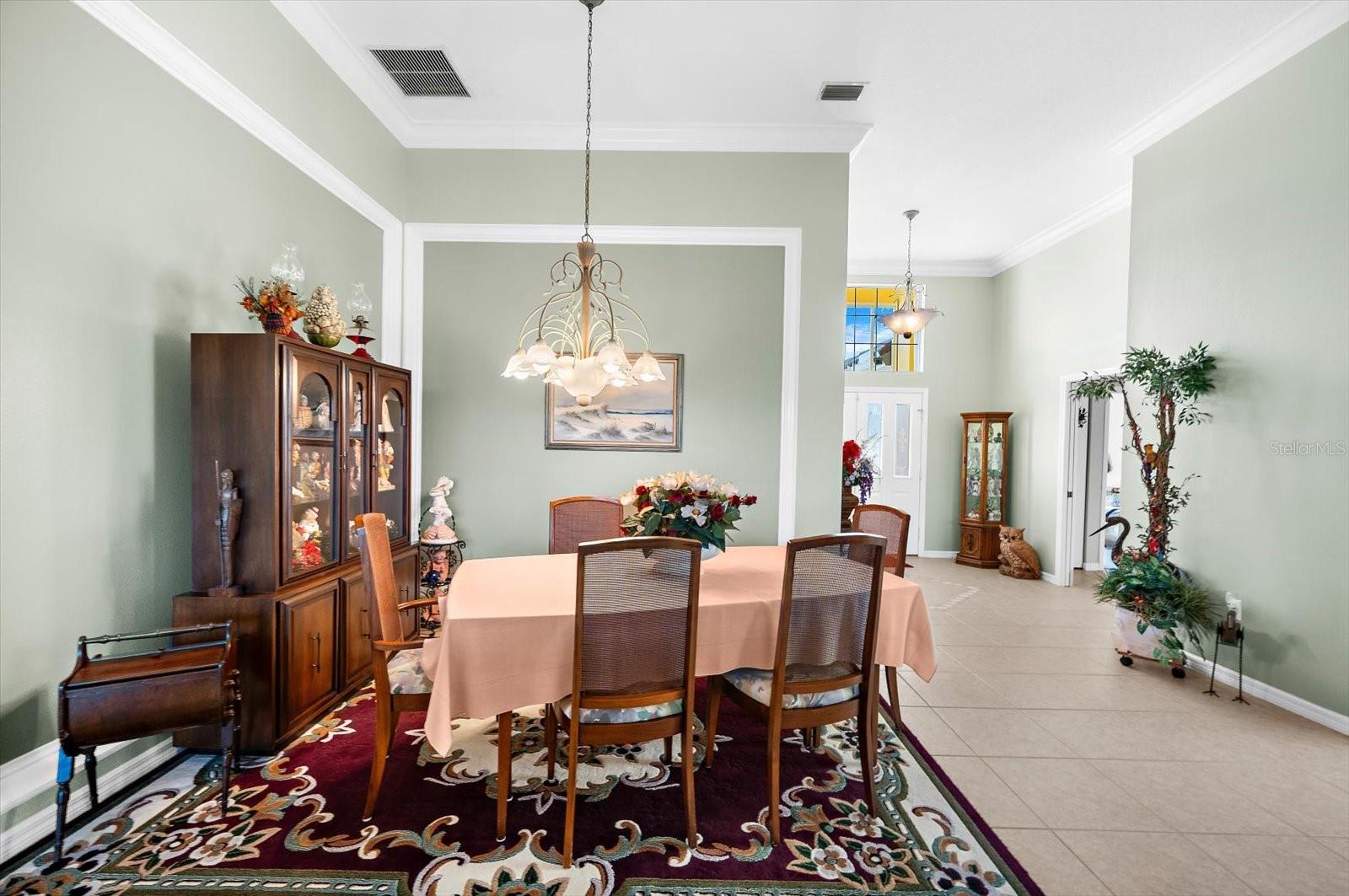 Image 19 of 94 For 615 May Apple Way