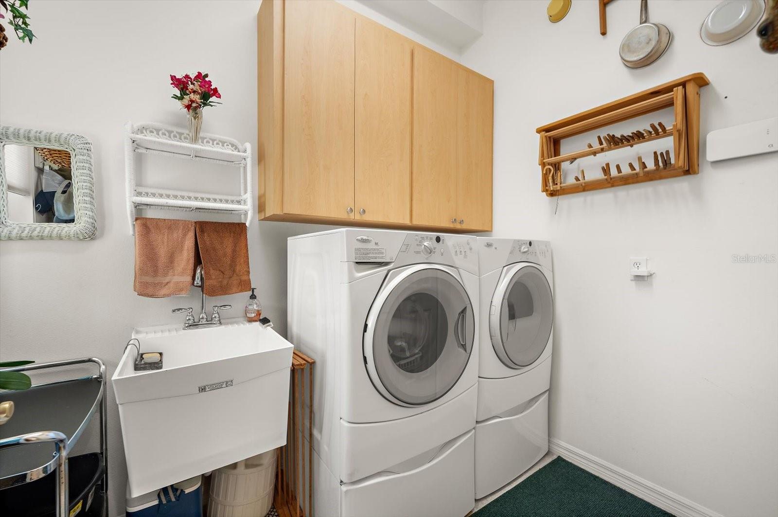 Image 44 of 94 For 615 May Apple Way