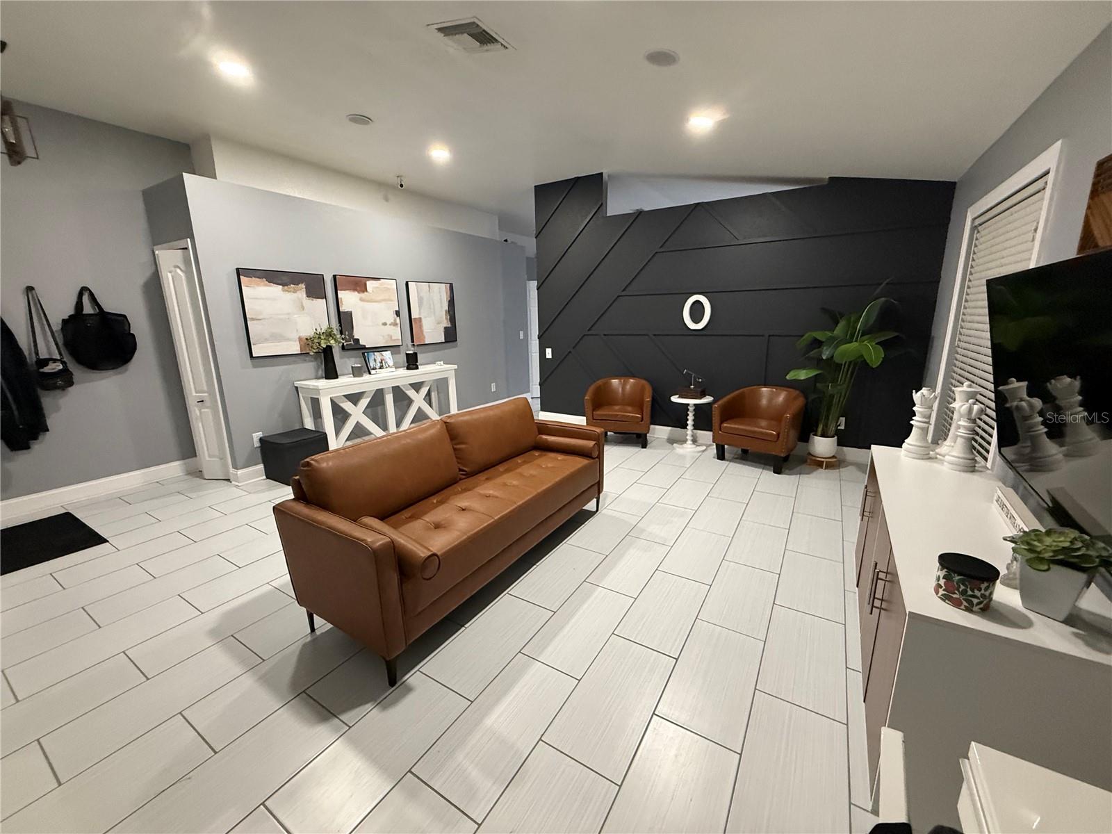 Image 2 of 15 For 10406 Paragon Place