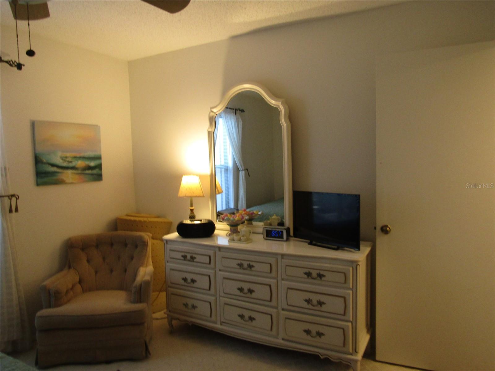 Image 11 of 18 For 255 Mission Trail S E