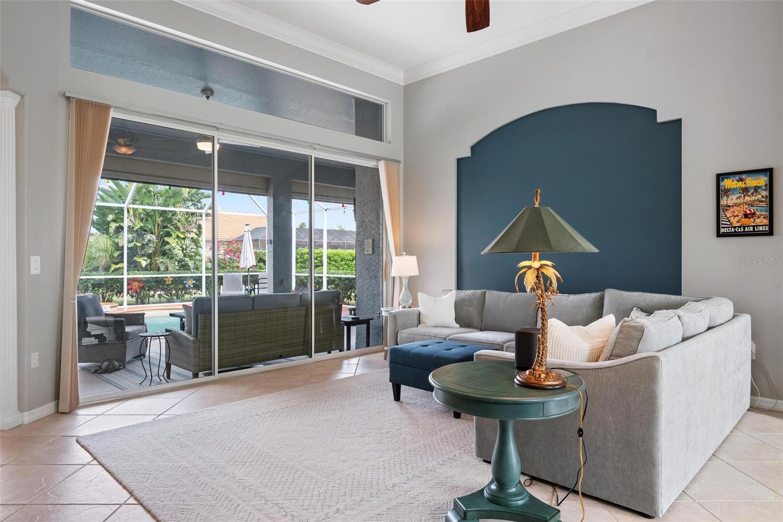 Image 13 of 81 For 715 Thistlelake Drive