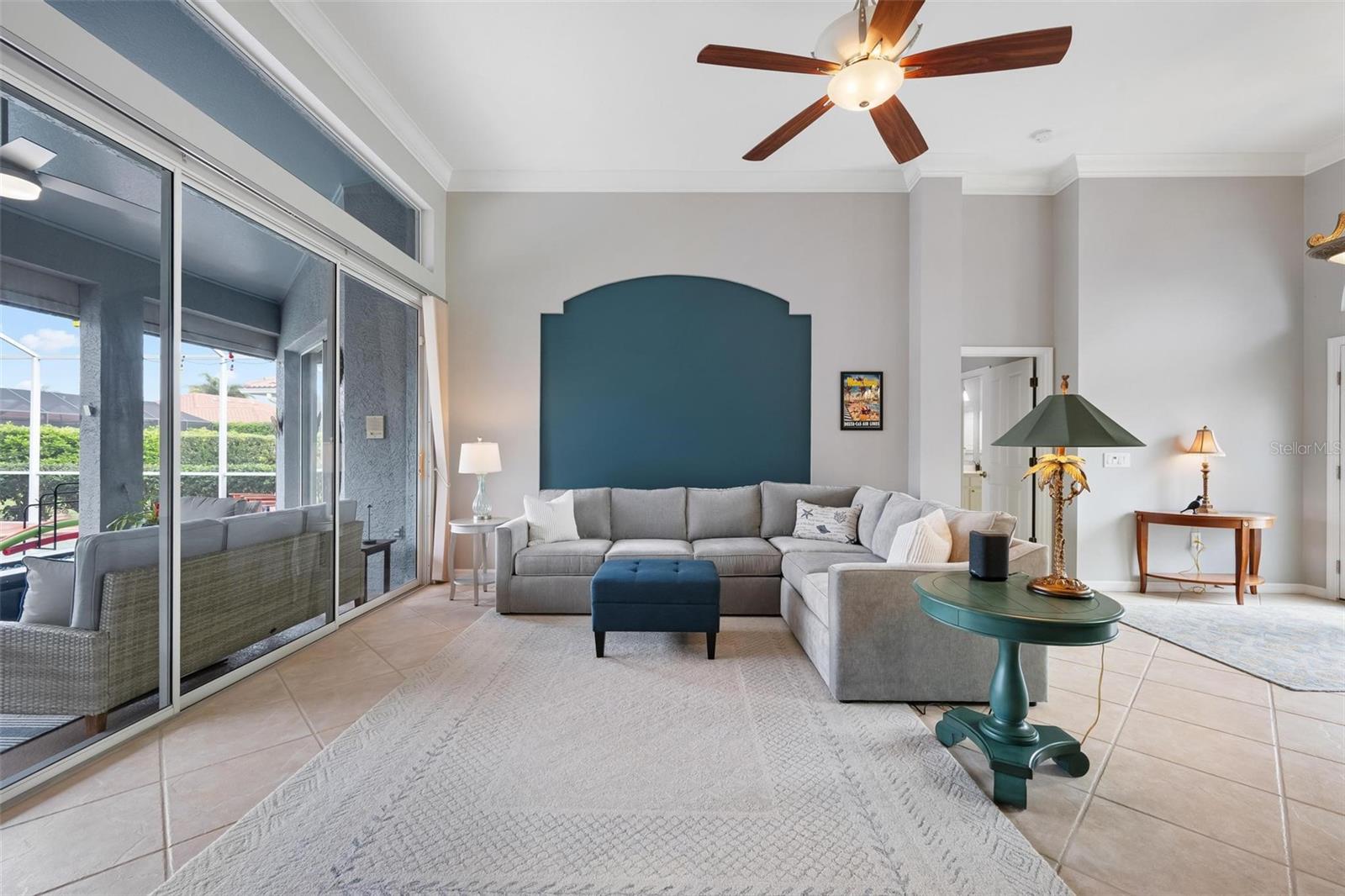 Image 14 of 81 For 715 Thistlelake Drive