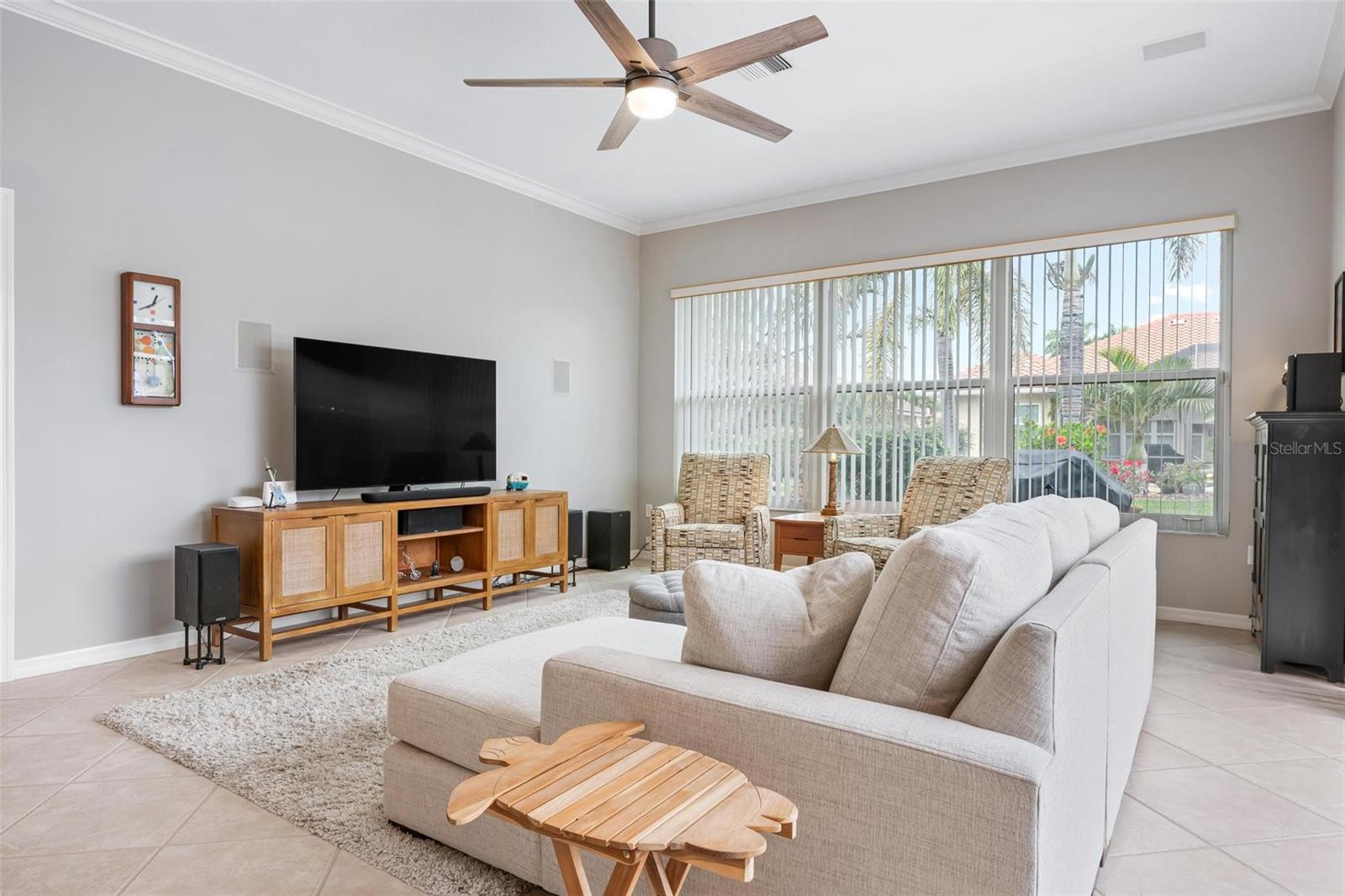 Image 28 of 81 For 715 Thistlelake Drive