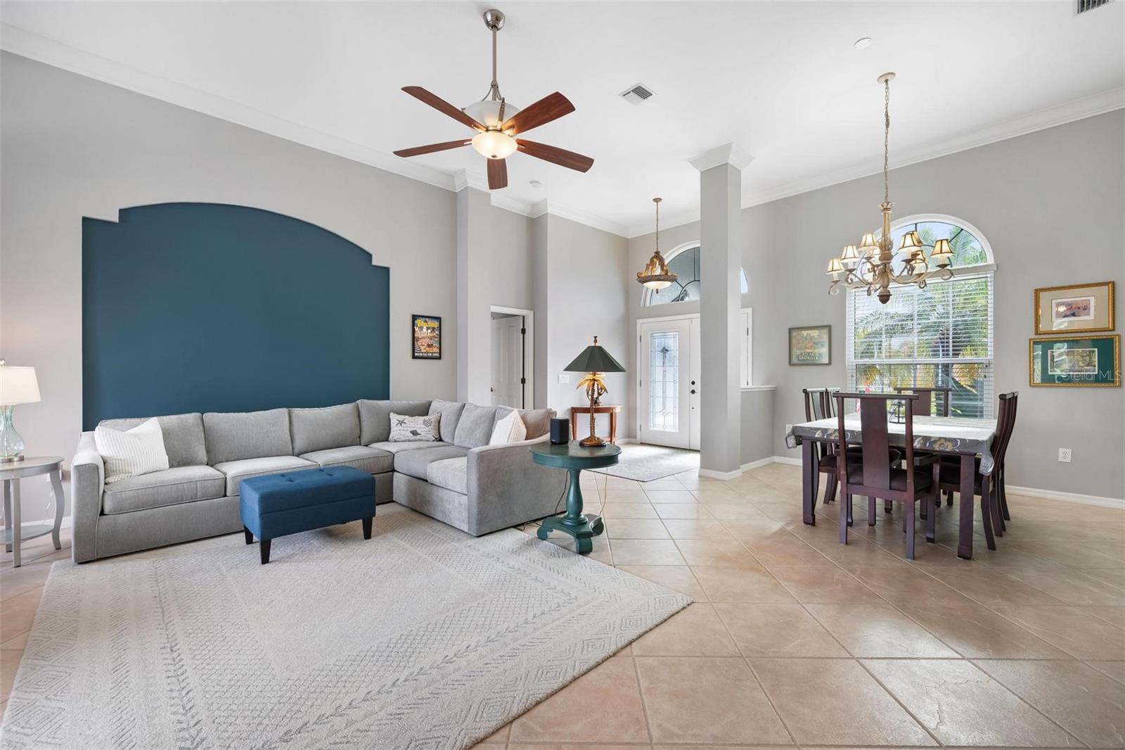 Image 3 of 81 For 715 Thistlelake Drive