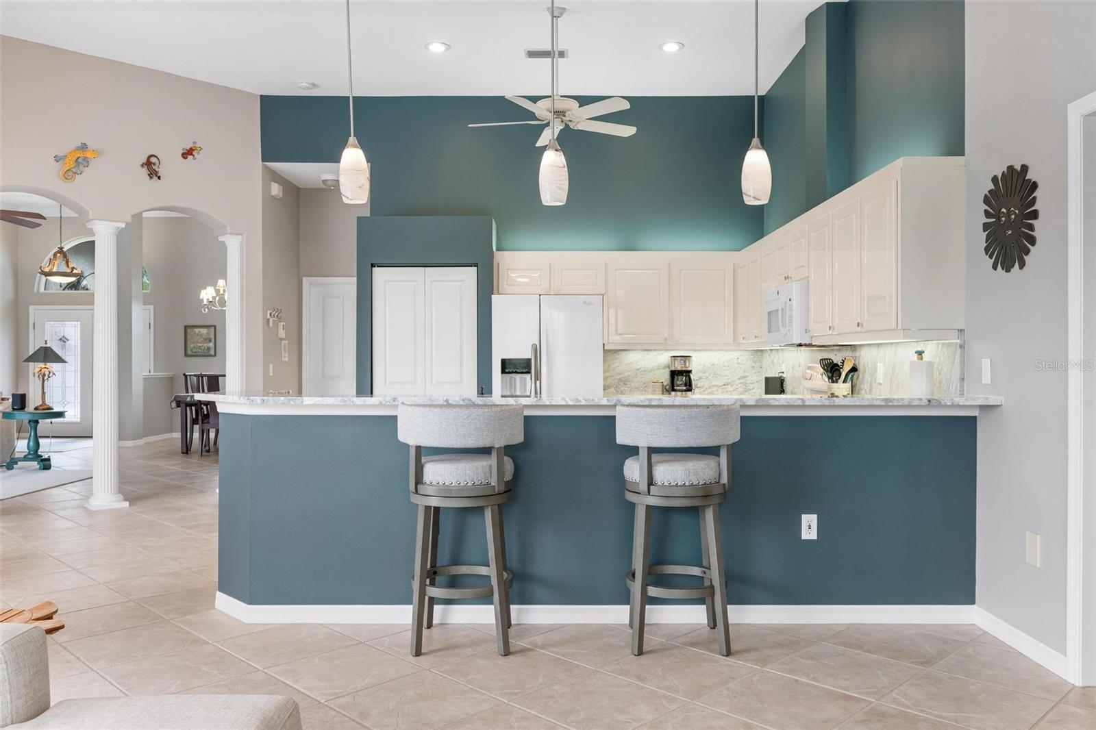 Image 33 of 81 For 715 Thistlelake Drive