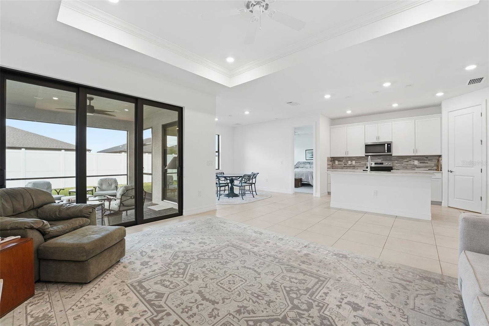 Image 12 of 35 For 2136 Laurifolia Court