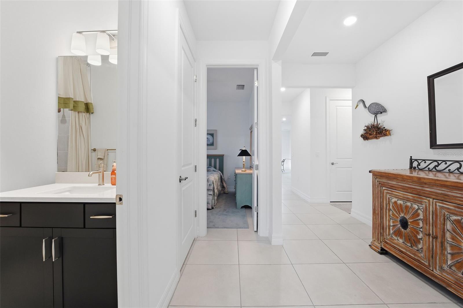 Image 5 of 35 For 2136 Laurifolia Court