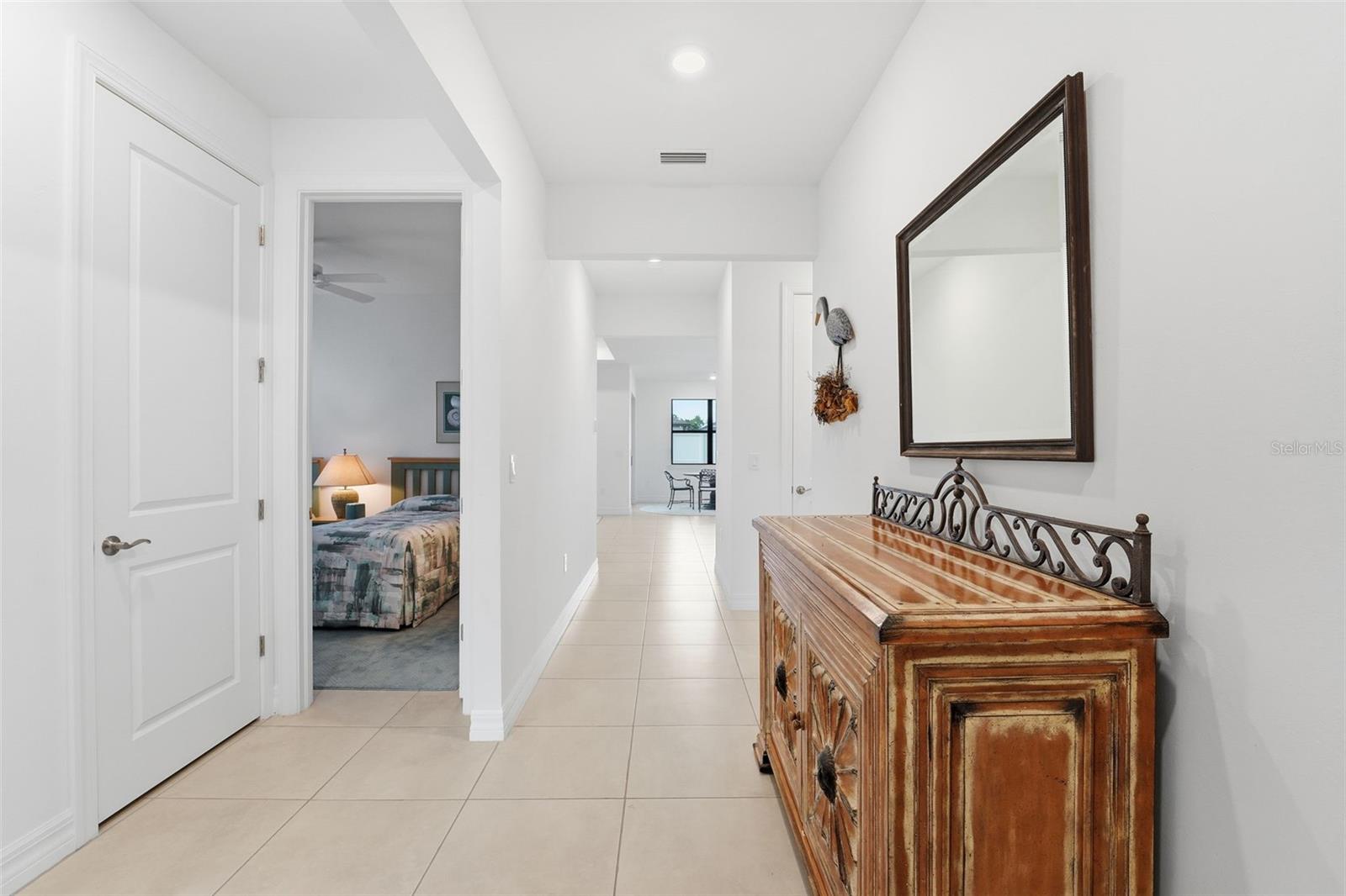 Image 7 of 35 For 2136 Laurifolia Court