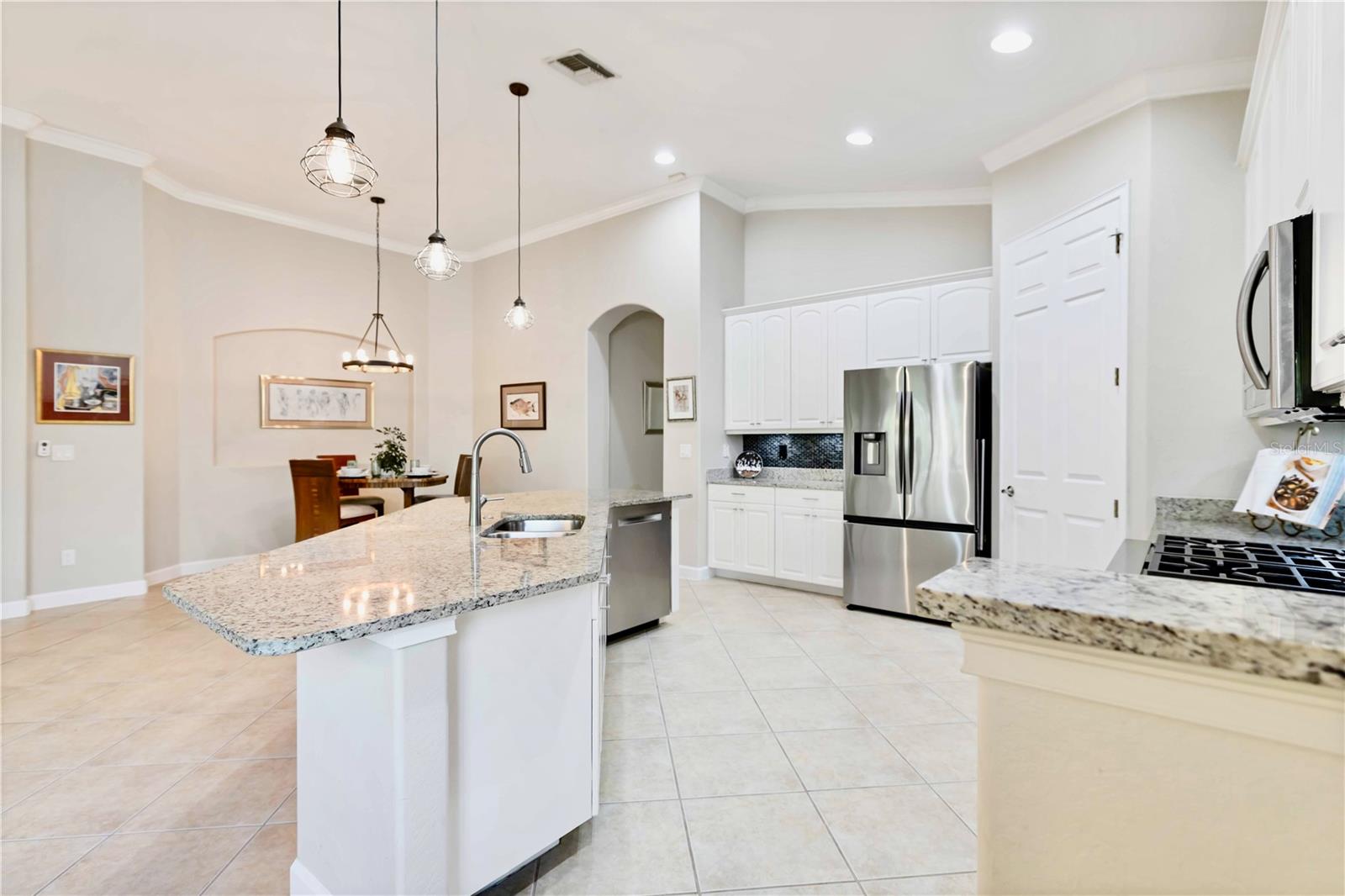 Image 21 of 85 For 118 Bella Vista Terrace 7c