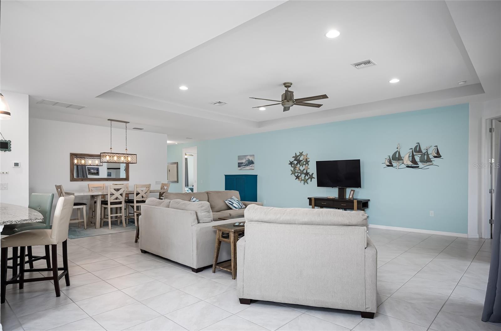 Image 16 of 74 For 14879 Wichita Road