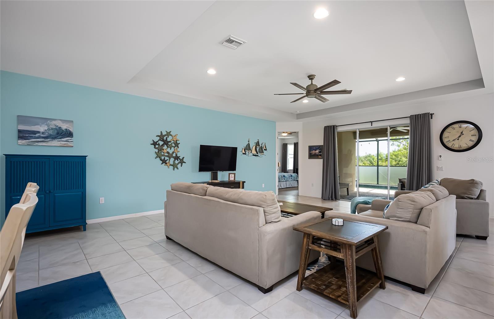 Image 17 of 74 For 14879 Wichita Road