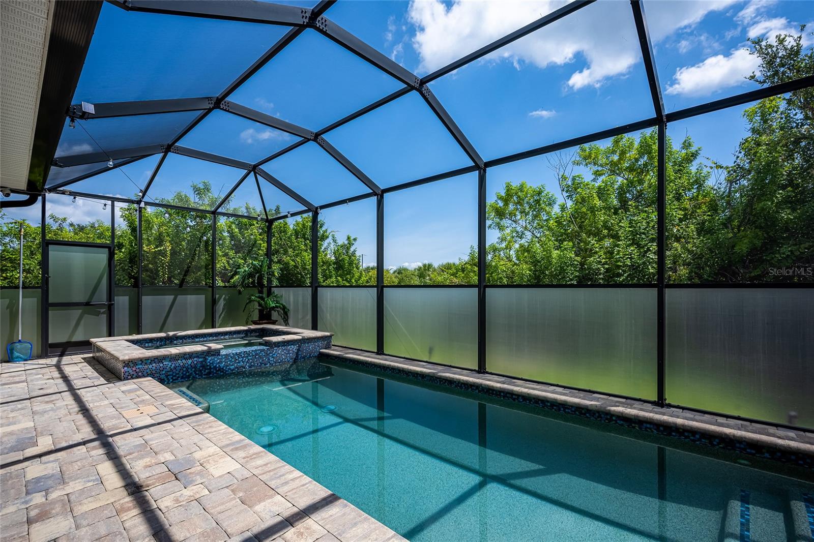 Image 50 of 74 For 14879 Wichita Road