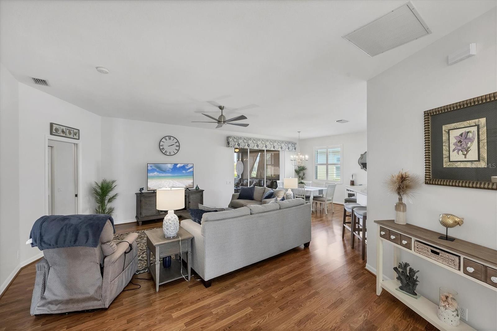 Image 10 of 78 For 421 Pinewood Lake Drive