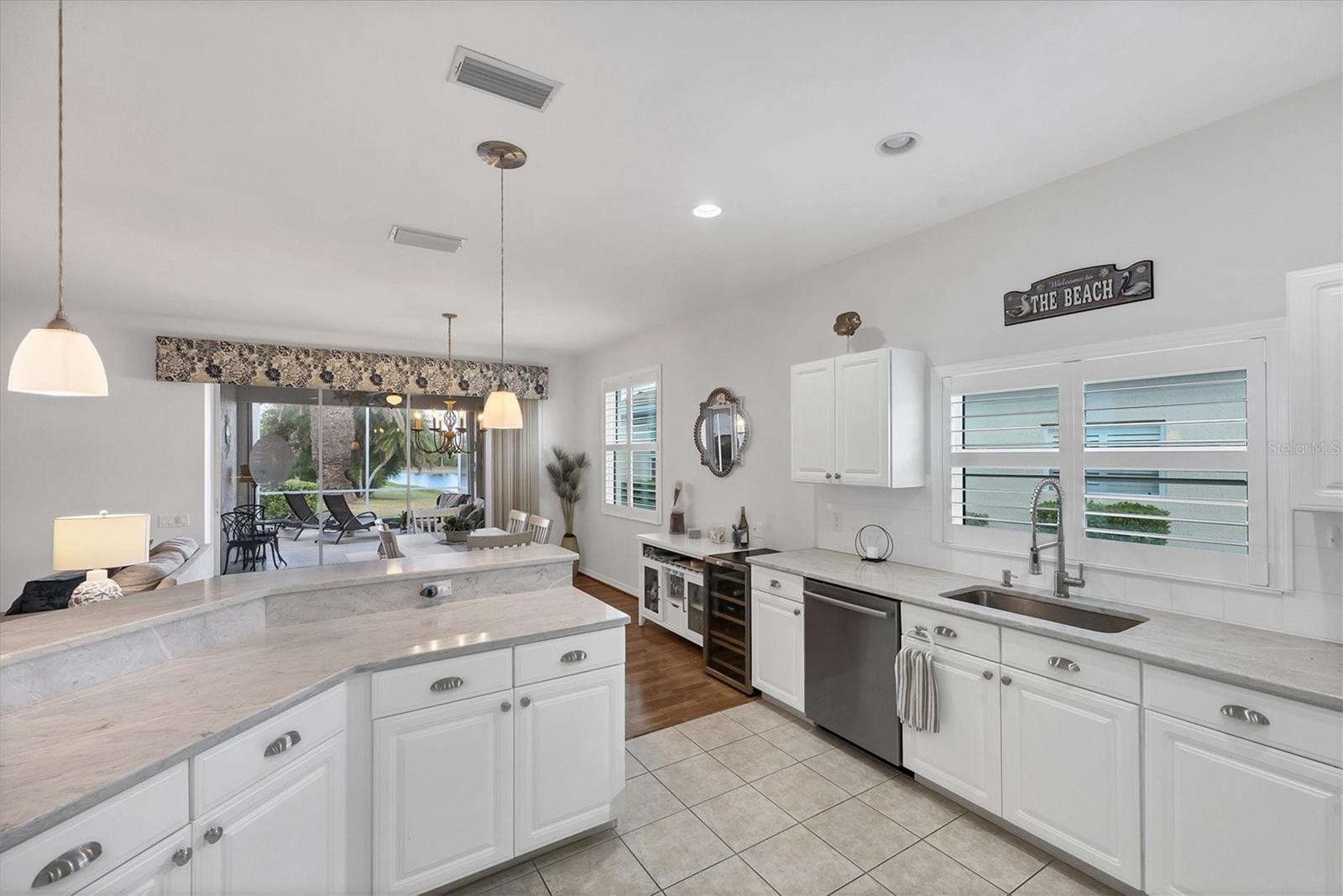 Image 14 of 78 For 421 Pinewood Lake Drive