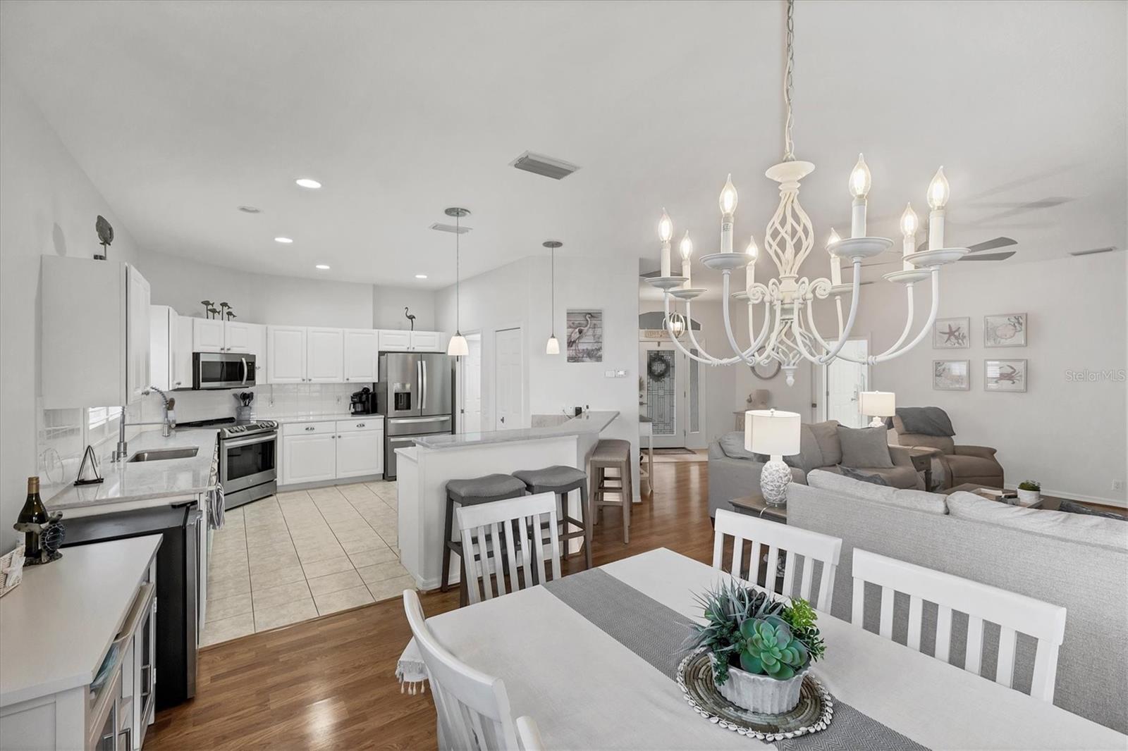 Image 27 of 78 For 421 Pinewood Lake Drive