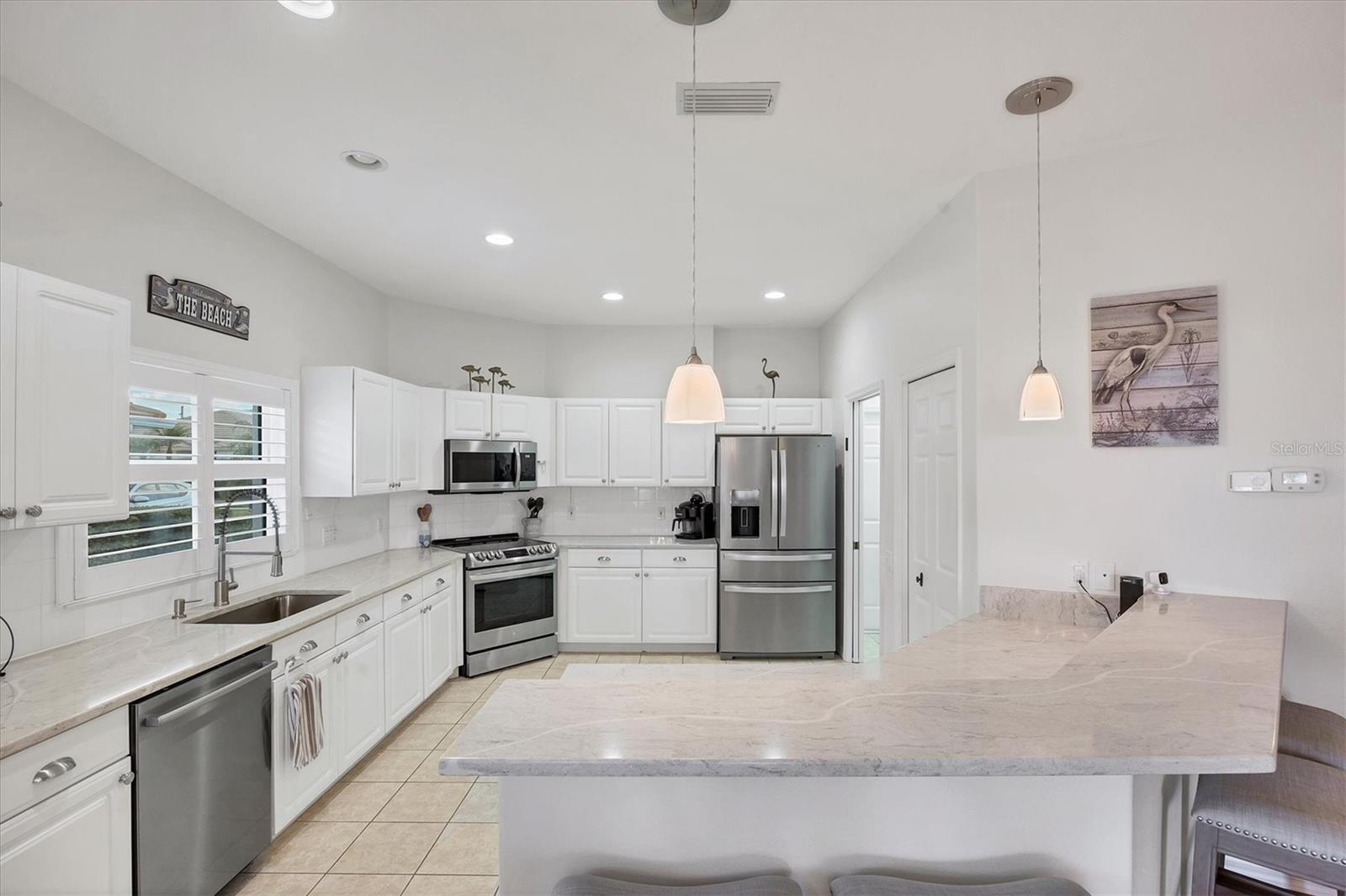 Image 29 of 78 For 421 Pinewood Lake Drive