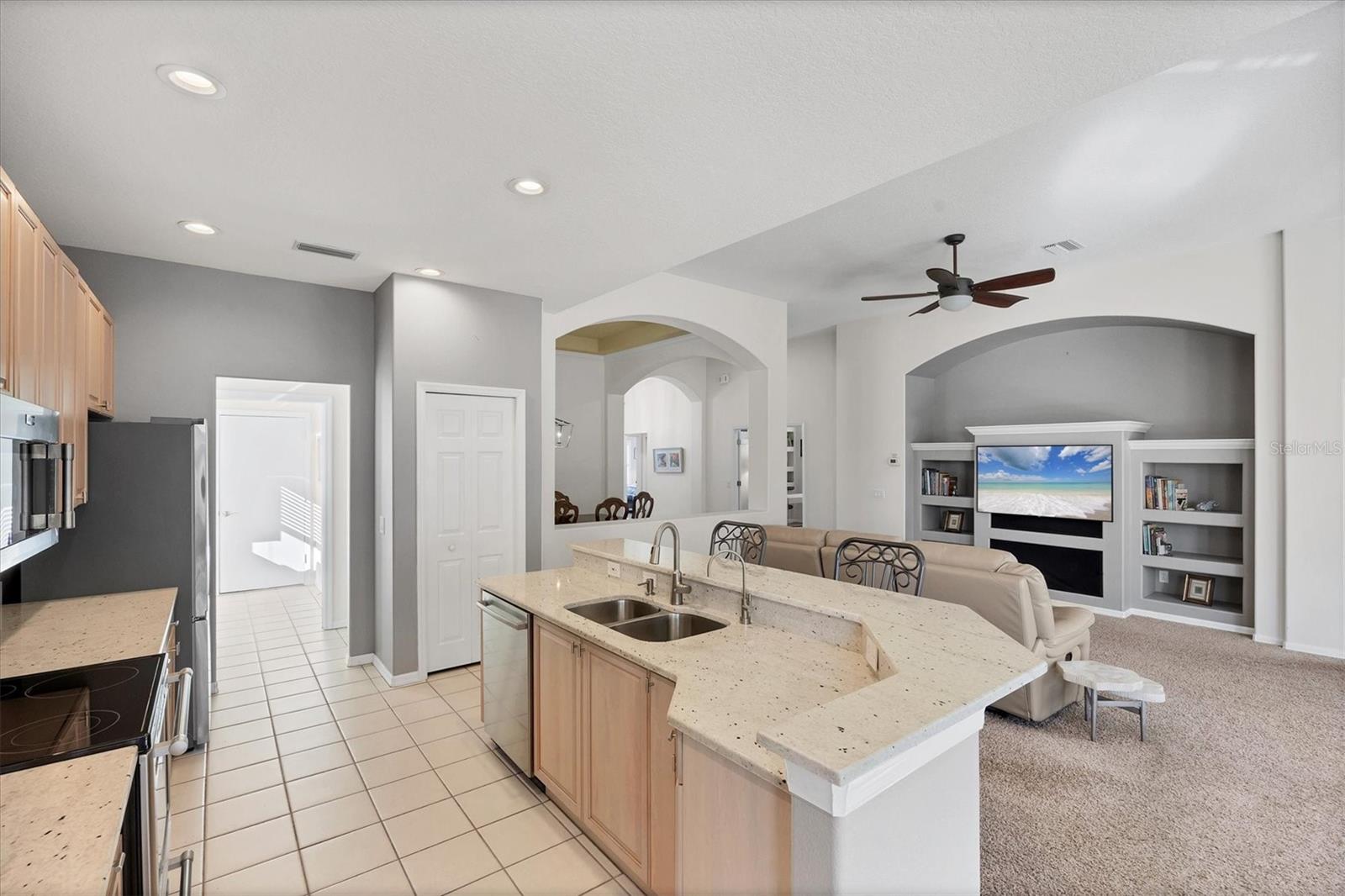 Image 31 of 100 For 711 Back Nine Drive