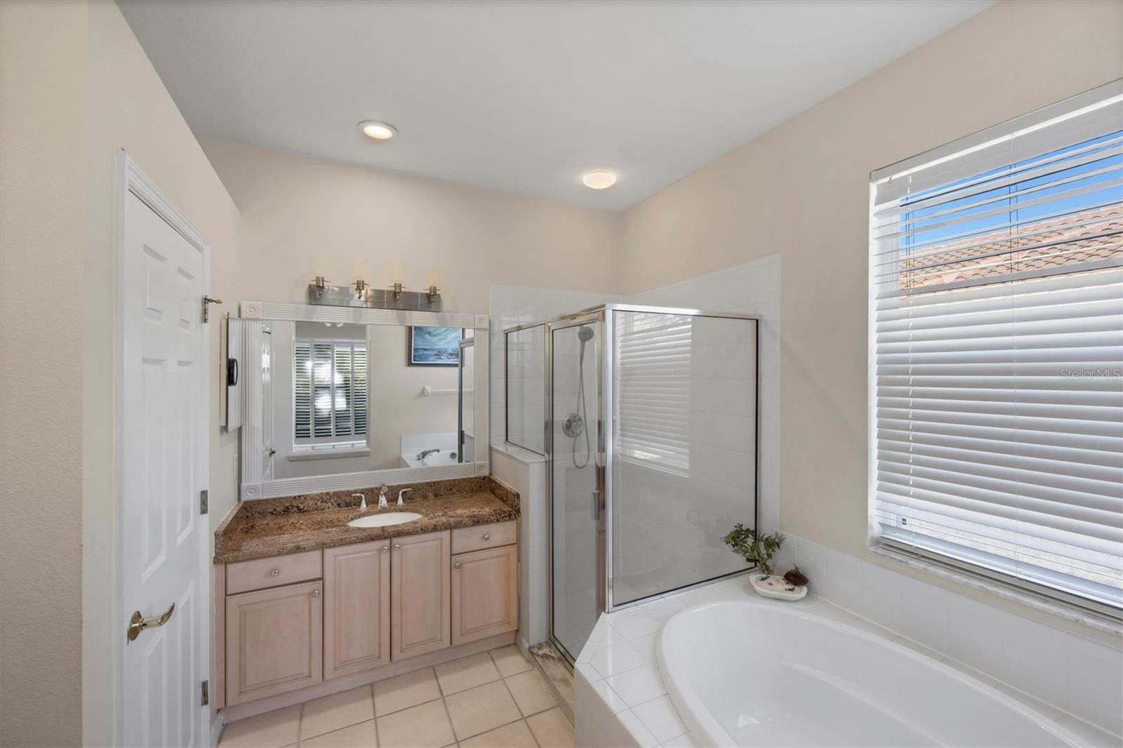 Image 45 of 100 For 711 Back Nine Drive