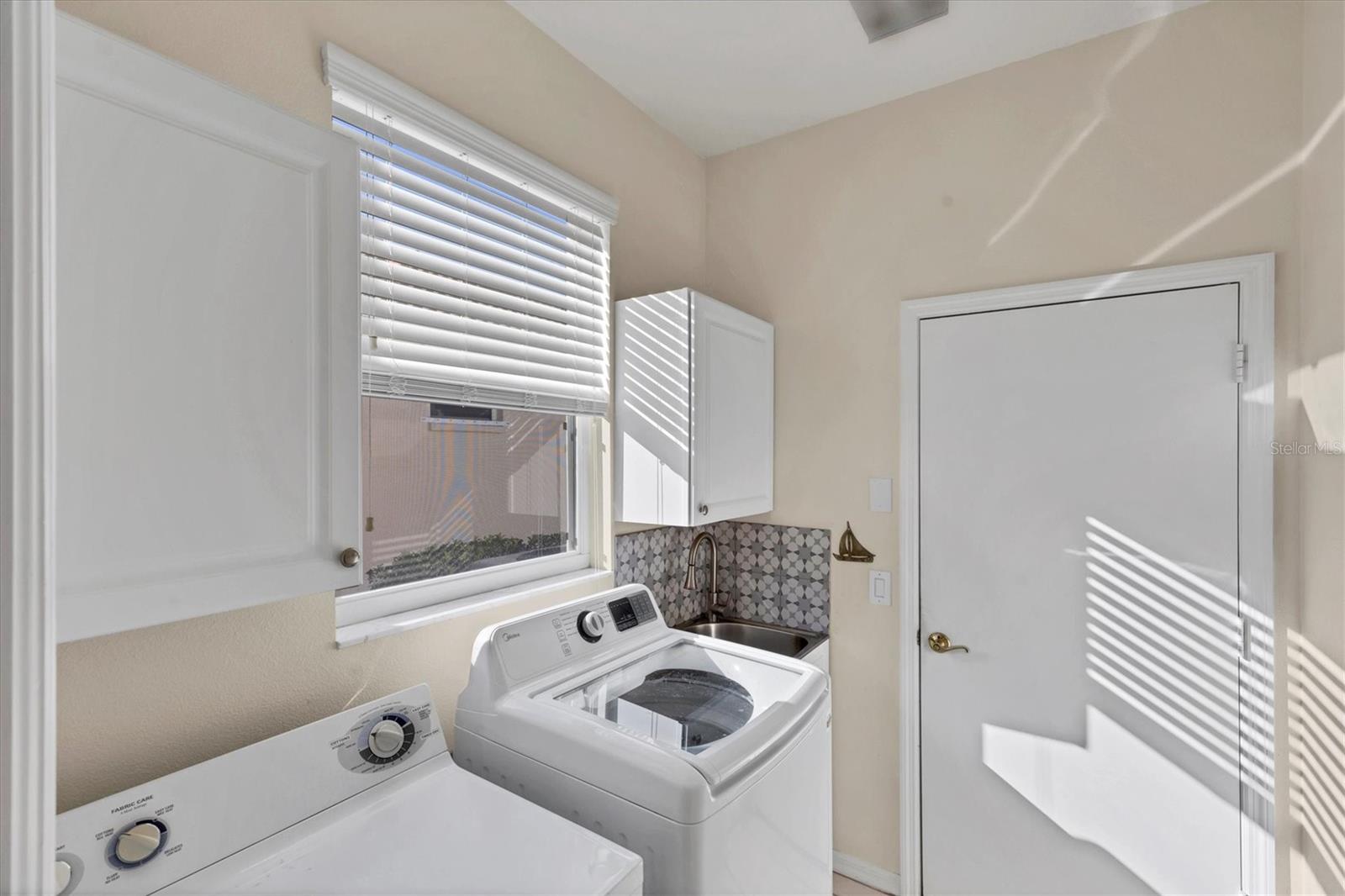 Image 55 of 100 For 711 Back Nine Drive