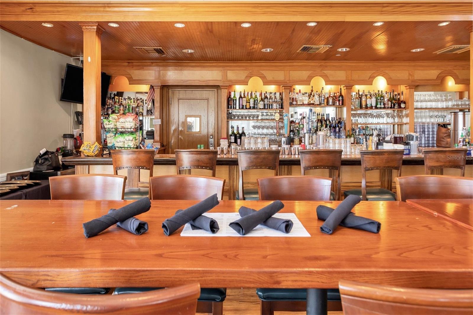 Image 64 of 100 For 711 Back Nine Drive