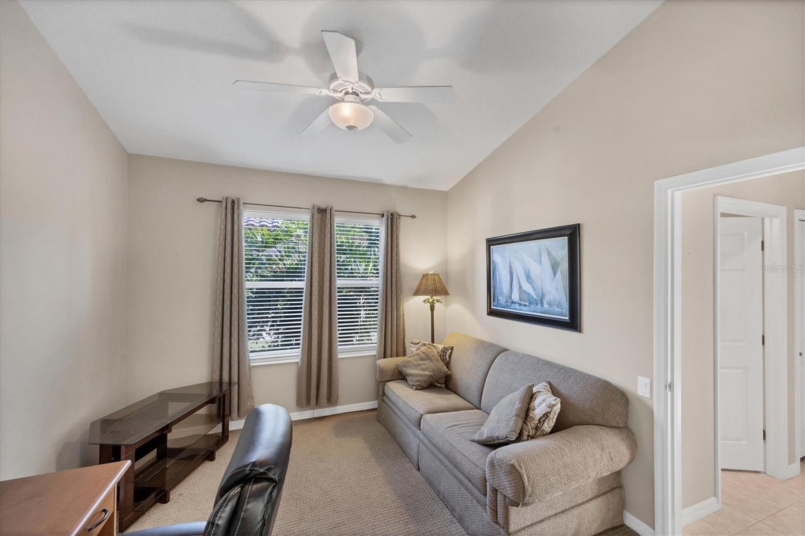 Image 40 of 90 For 407 Pinewood Lake Drive