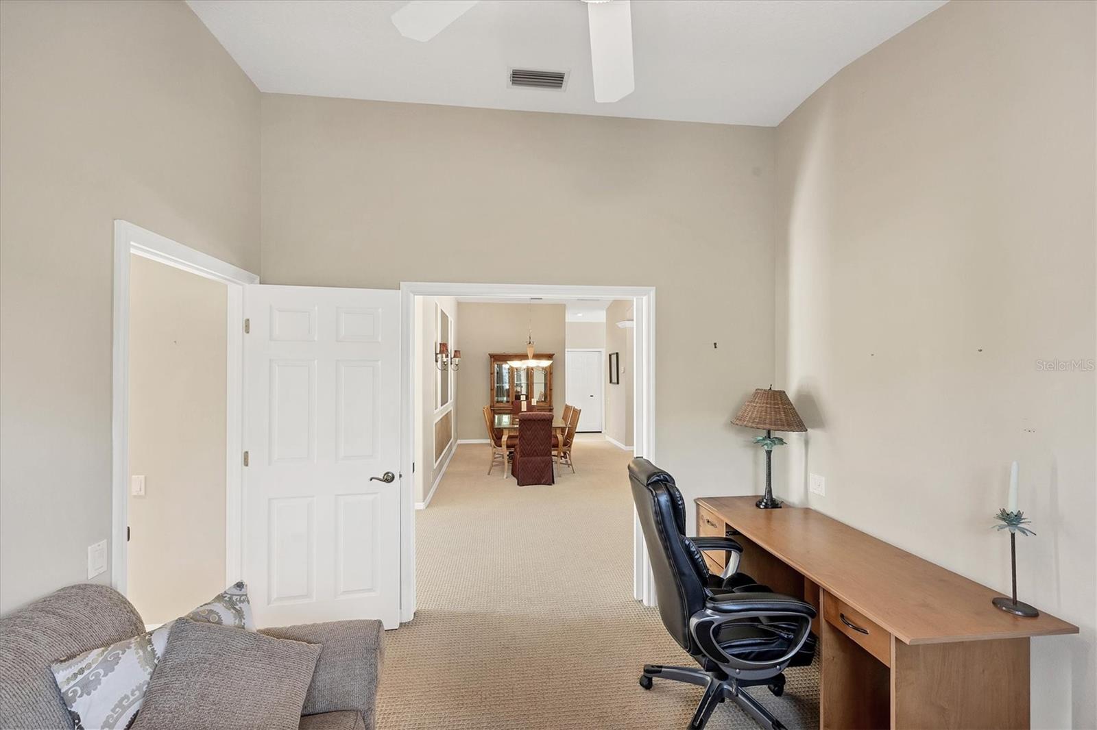 Image 42 of 90 For 407 Pinewood Lake Drive