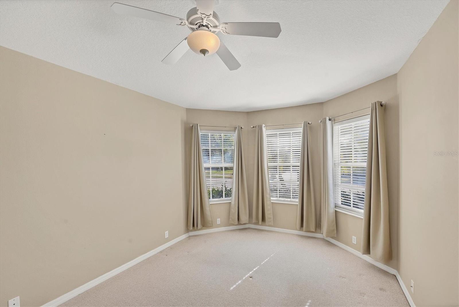 Image 54 of 90 For 407 Pinewood Lake Drive