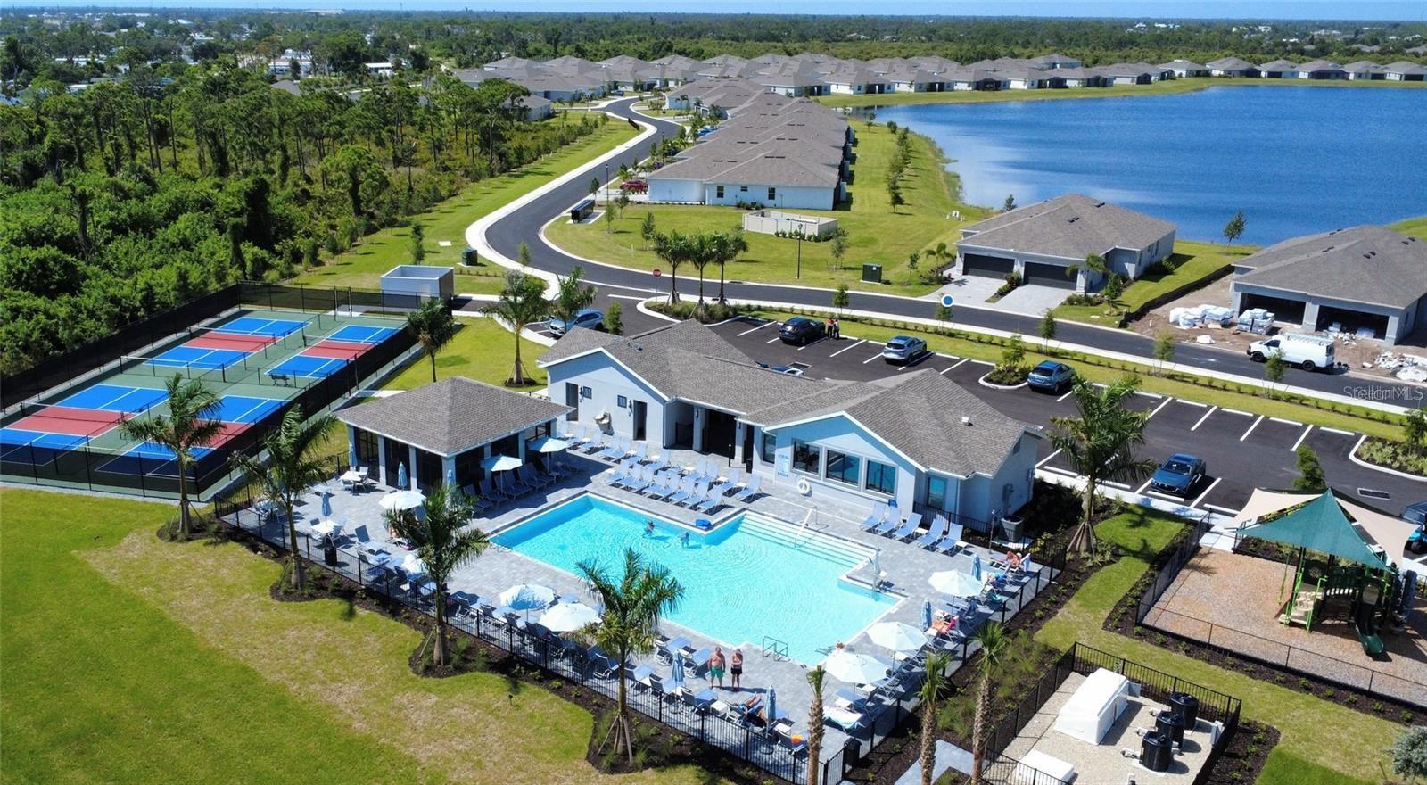 Image 25 of 36 For 8752 Saint Kitts Circle