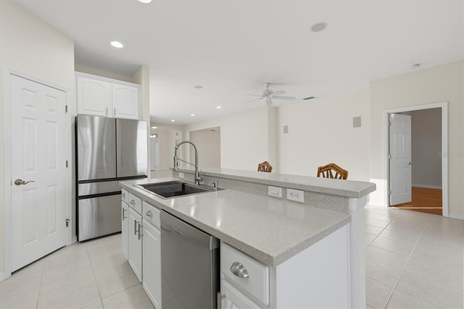 Image 35 of 71 For 1379 Maseno Drive